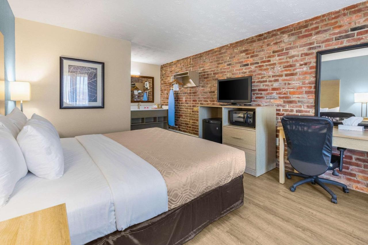 Econo Lodge Middlesboro Eksteriør billede